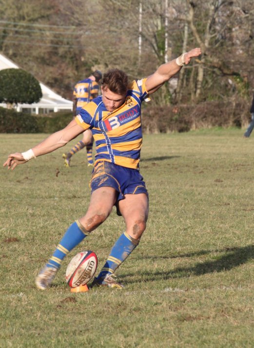 Kevin Weaver: Taylor shows good style...