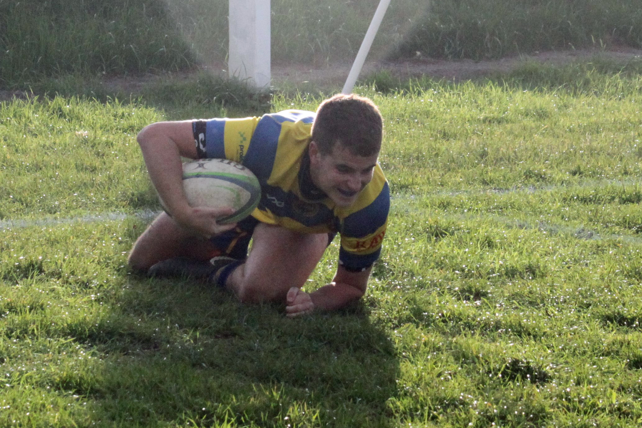 Weave: Jack Davey scores on debut