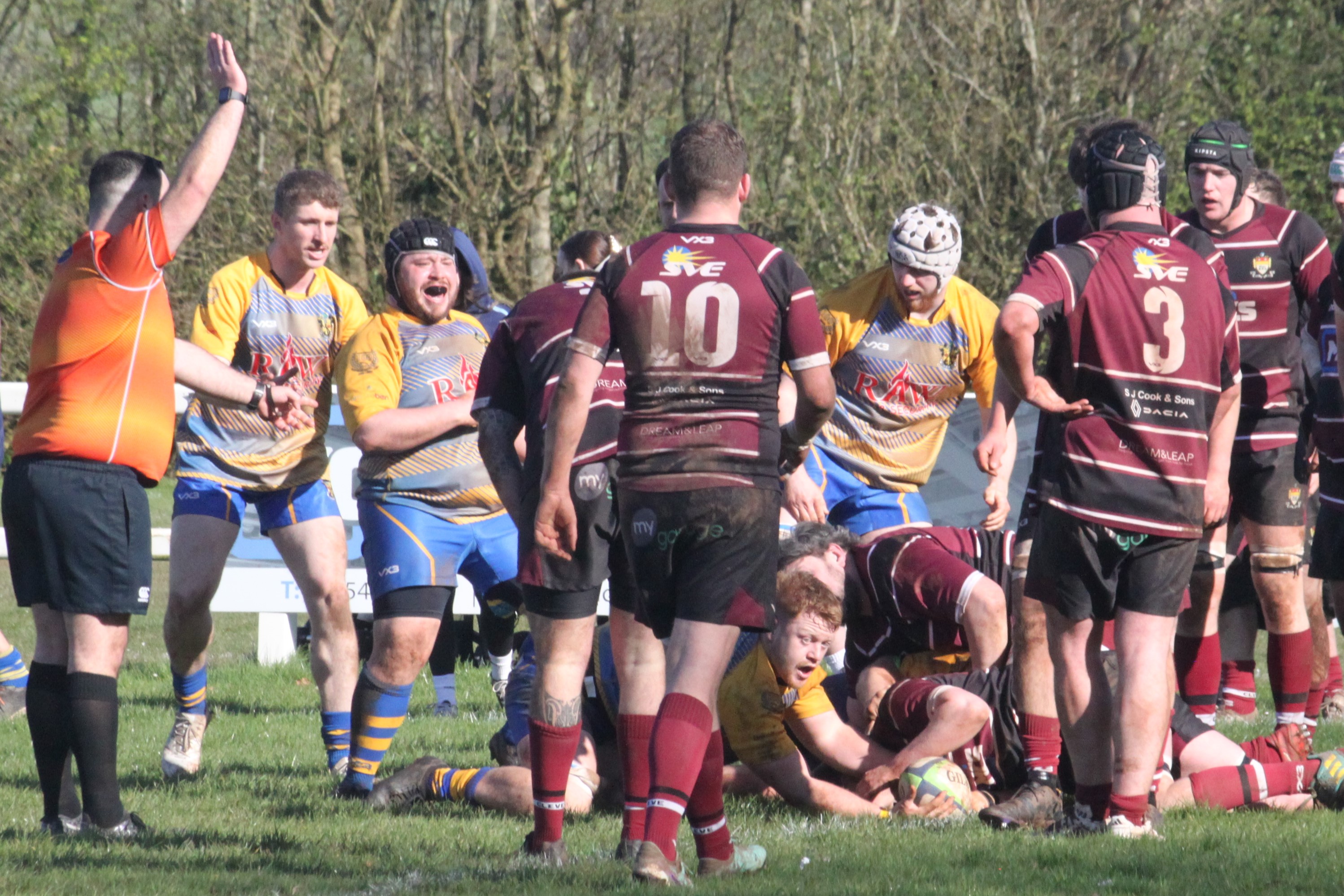 Lewis O'Brien scores...