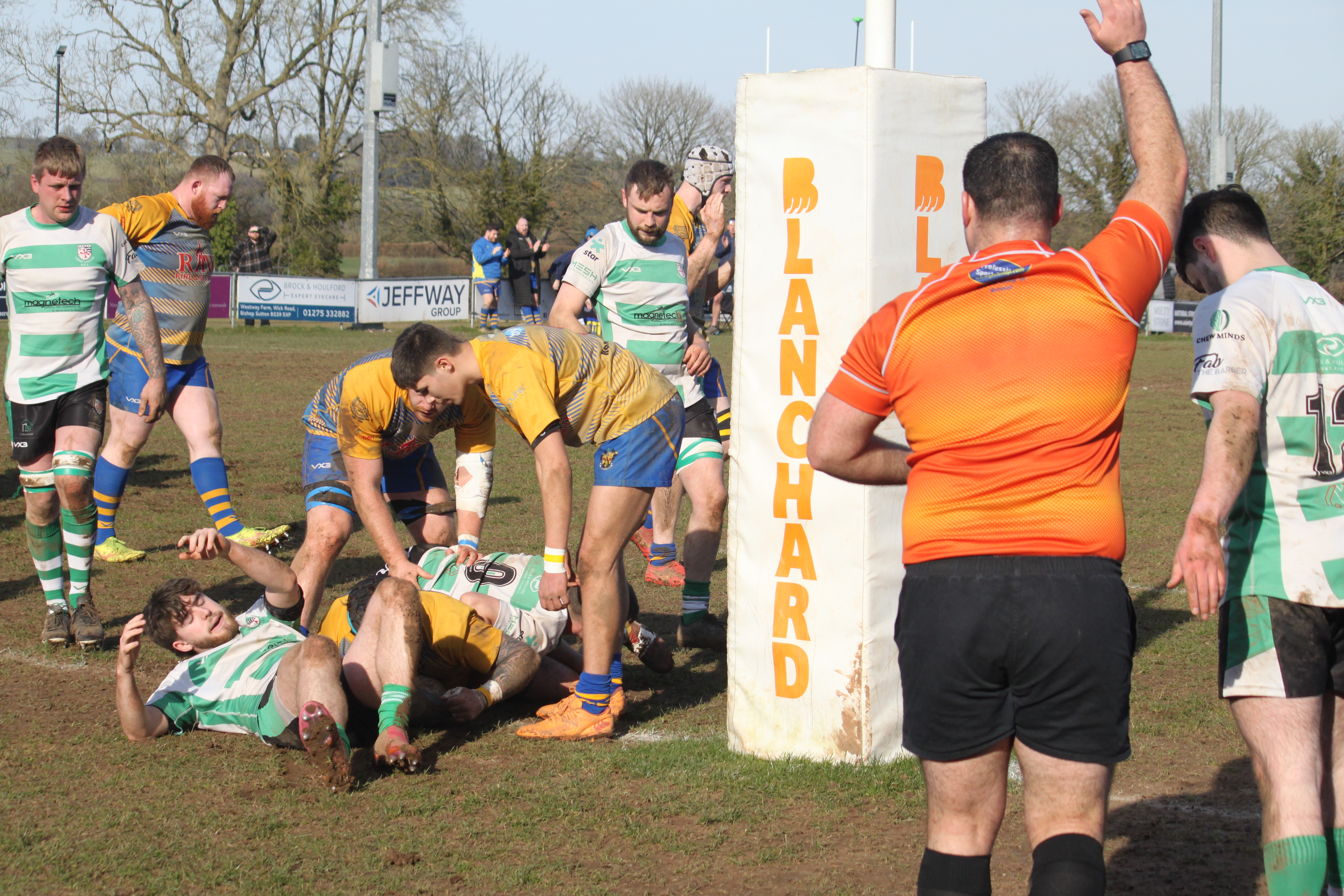 Charlie Tucker gets the second try